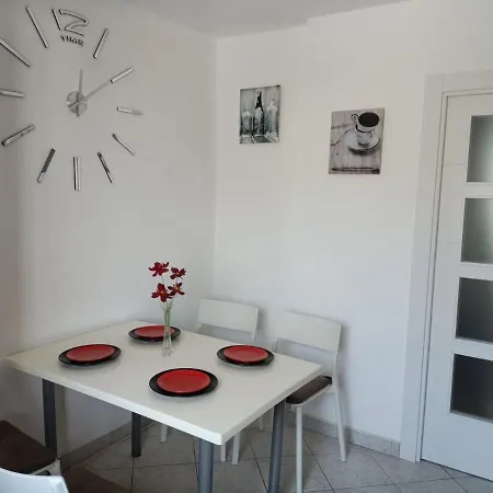 아파트 Apartament M&n Năvodari